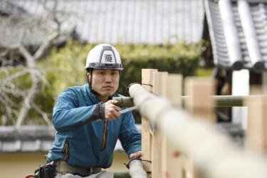 宮大工として就職
